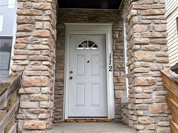 4th image of 112 Burton Ave