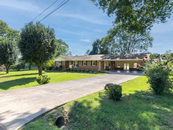 618 Fairlane Dr, Lewisburg, TN 37091