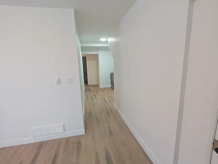 434 King St — Photo 6