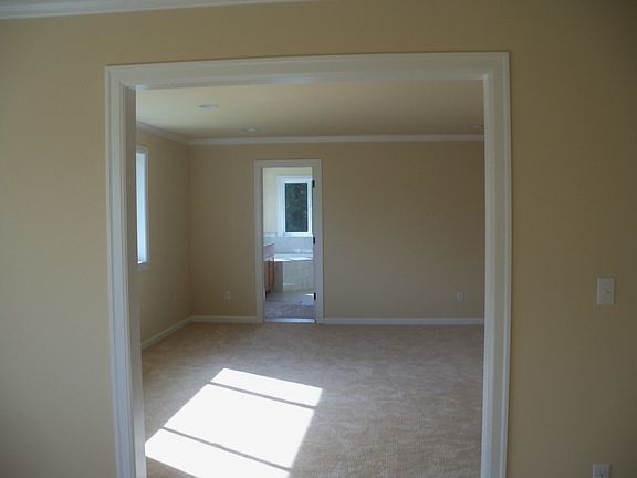 5th image of 13725 39th Pl W