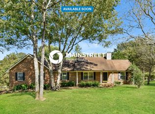 1323 Oak Valley Dr, Mount Juliet, TN 37122