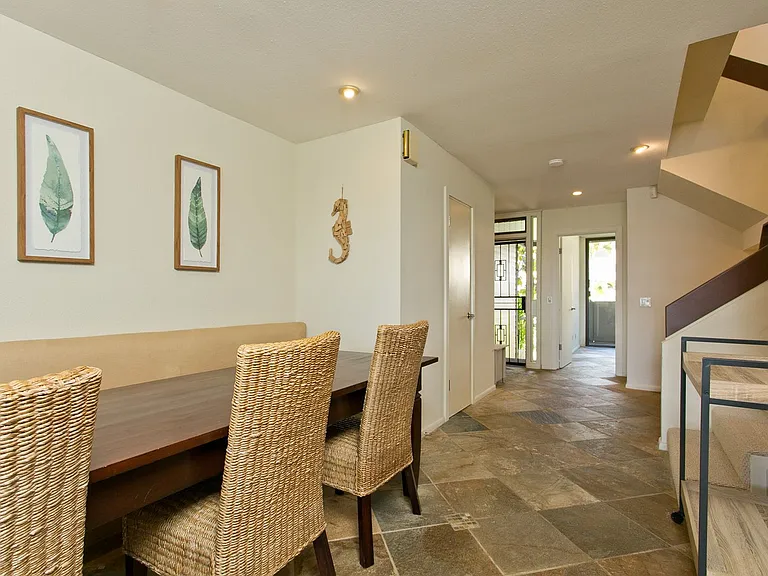 117 Maunalua Ave #C — Photo 9