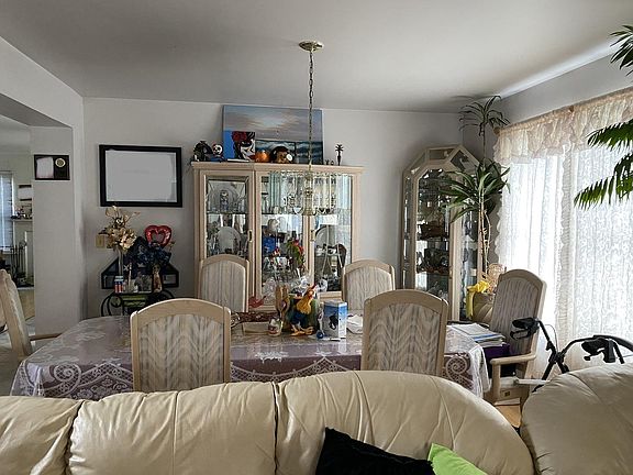 4th image of 1213 Mayfair Dr