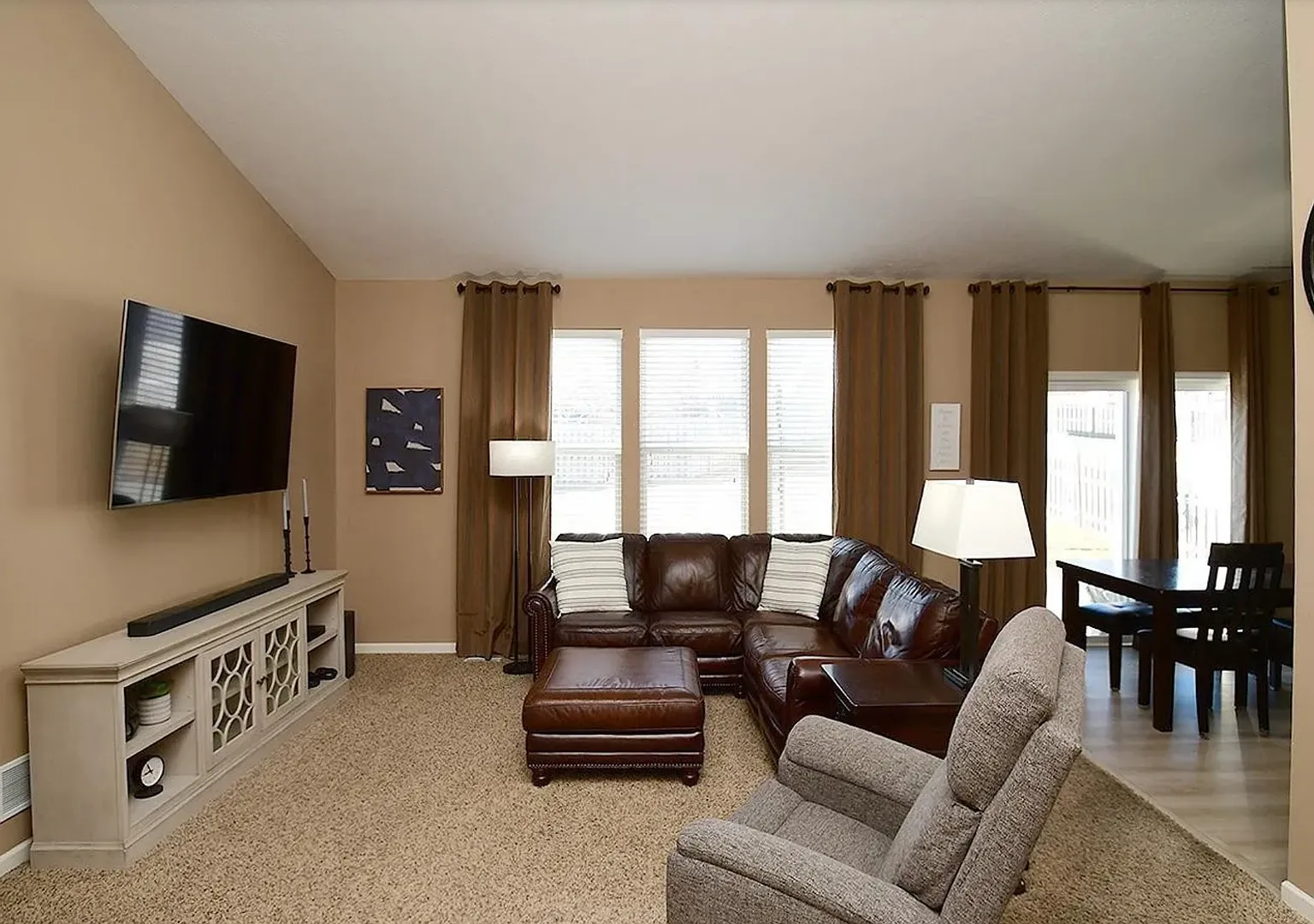 Great Elkhorn location! — Photo 2