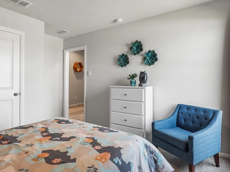 205 Olympia Marble Dr — Photo 33