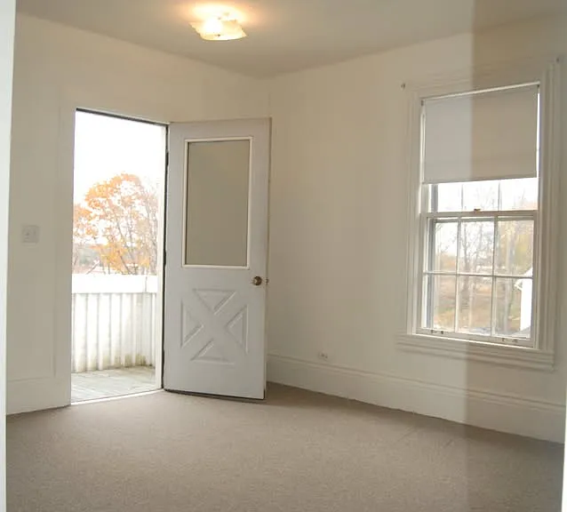 257 High St #201 — Photo 3