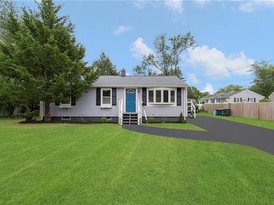 10 Lamb Rd, Warwick, RI, 02818