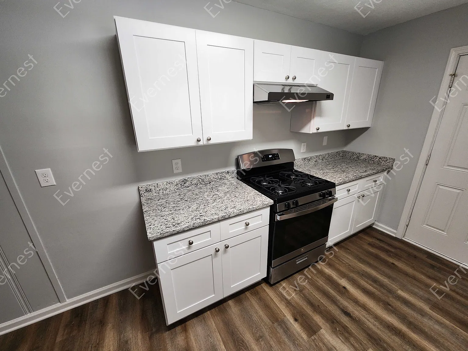 1598 San Gabriel Avenue — Photo 3