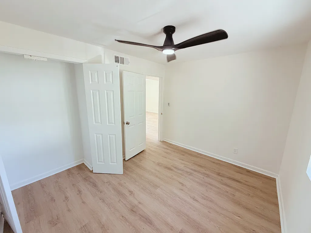 2 bed, 1.0 bath, $1,280 — Photo 3