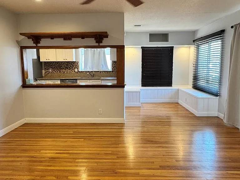 5411 Ocana Ave — Photo 4