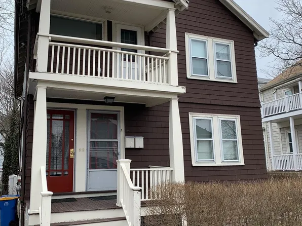 7 Girdlestone Rd, Winthrop, MA 02152