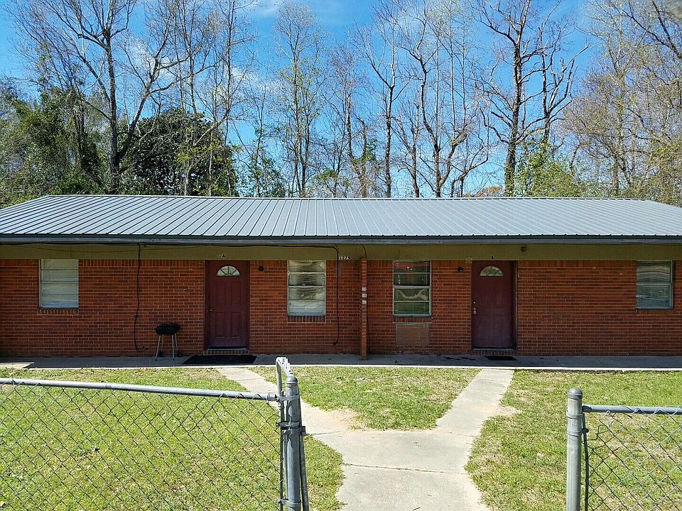 1st image of 1279 Lake Dr #A