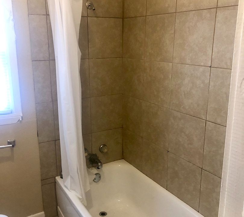 1st image of 3621 Avenue I