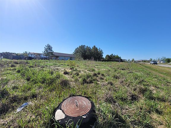3rd image of Corner Of Road & Roa And 5606 Lot 2930 #5604