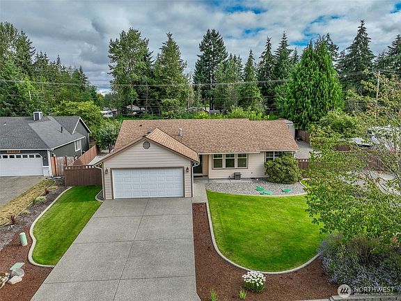 2nd image of 20205 120th Street Ct E
