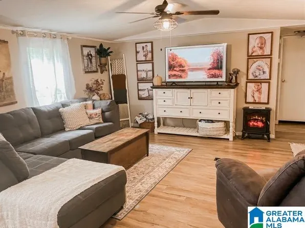 333 Oakes Dr, Ashville, AL 35953