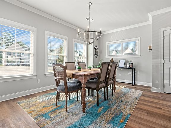 4th image of 549 Waterpoint Way