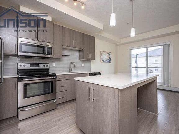 4th image of 15233 W 1st St SE #213