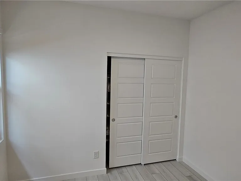 134 Cameron Chase Ave — Photo 12