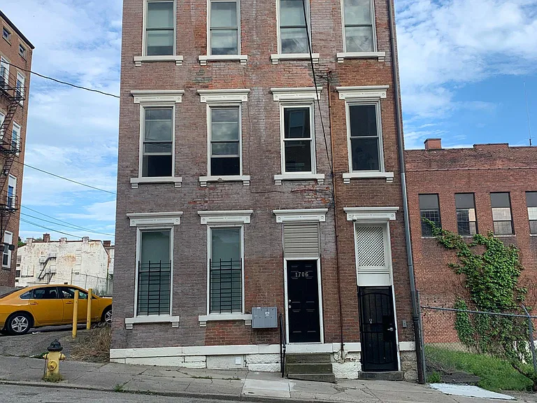 1706 Frintz St #3 — Photo 10