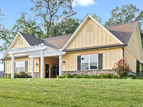 5th image of 1013 Chagford Dr