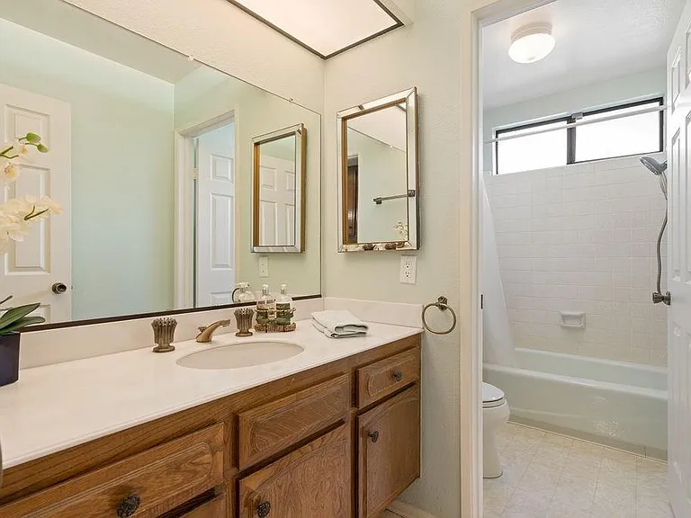 4739 Coronado Ln — Photo 15