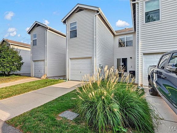 4th image of 427 Parkview Place Dr