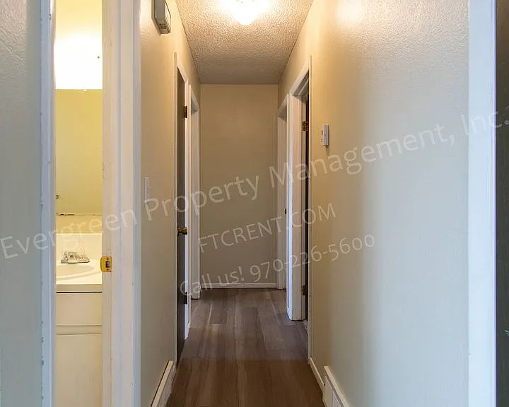 1912 W Plum St — Photo 24