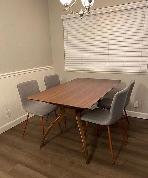 Shasta Villa Apartments — Photo 21