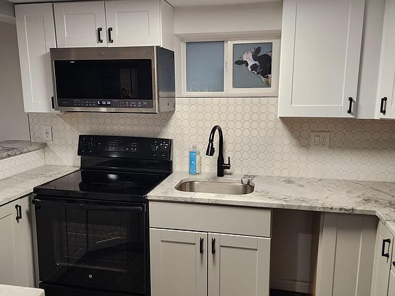 3rd image of 15812 Joyce Ln #Basement