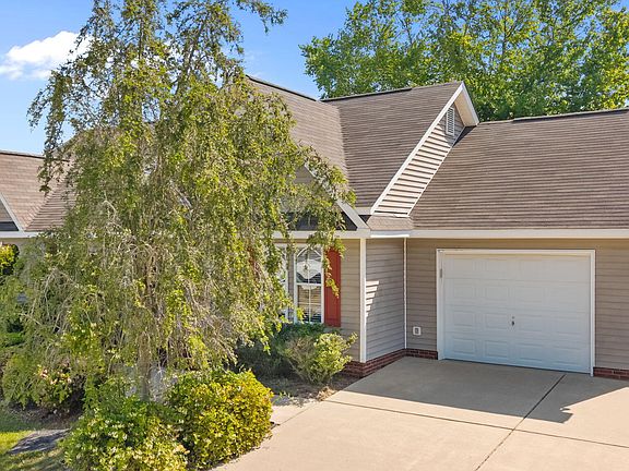 2nd image of 105 S Buttress Drive