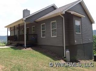 267 Jd Trl, Candler, NC 28715