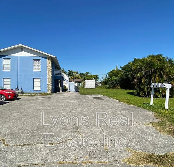 3323 Canal St #A — Photo 15