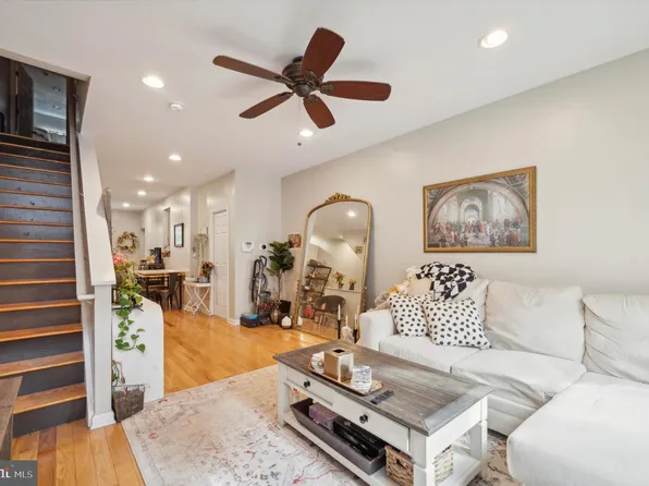 1165 S Dorrance St, Philadelphia, PA 19146