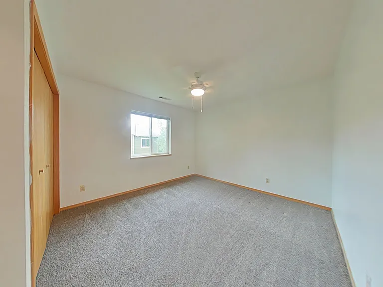9 Michael Grove Ave — Photo 22