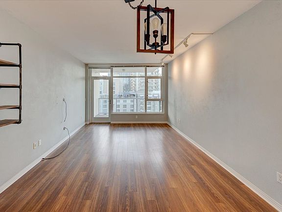 5th image of 427 9th Ave Unit 1009