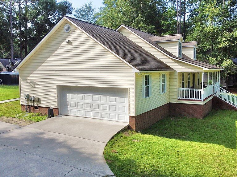 Listing photo 4