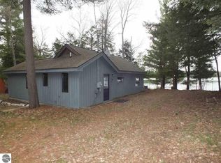 5 Lakeside St, Traverse City, MI 49685