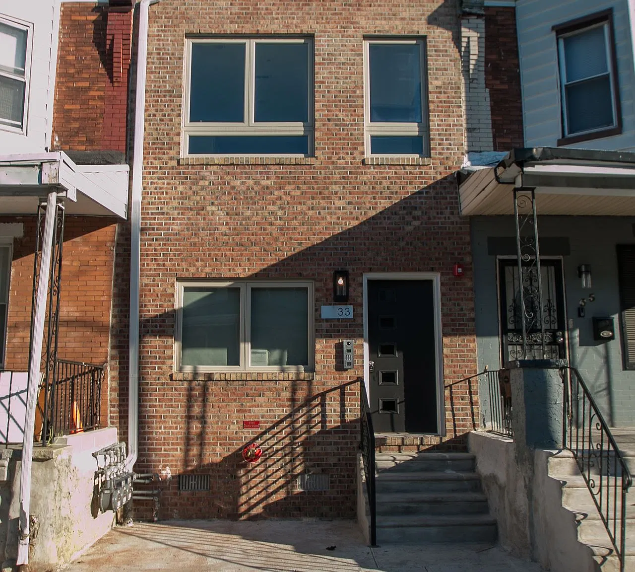 33 S RUBY — Photo 1