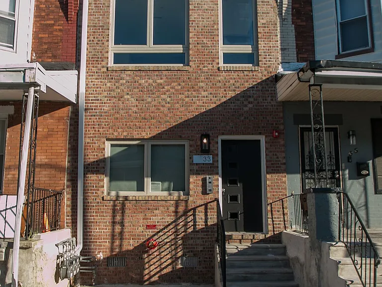 33 S Ruby St — Photo 1