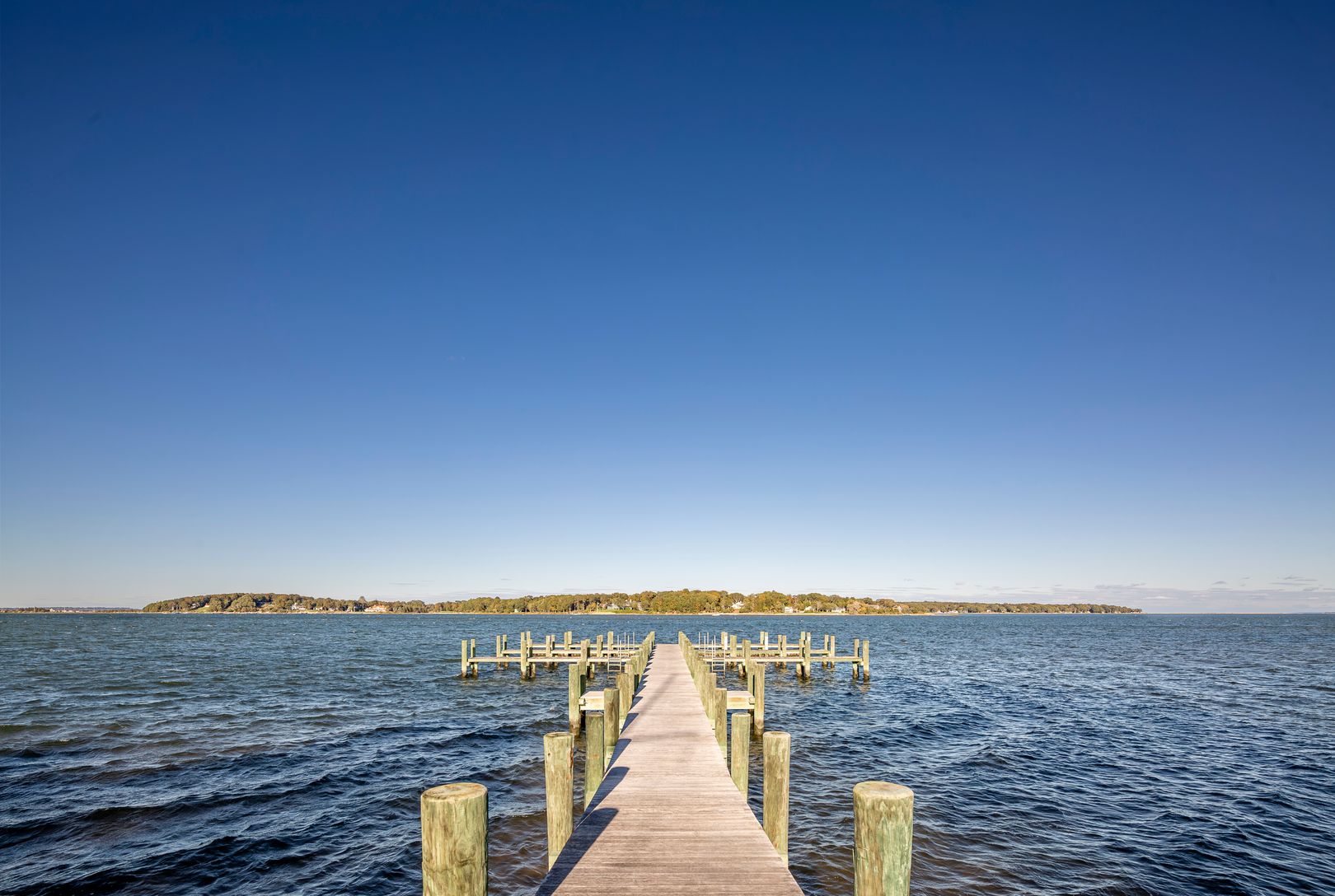  Dedicated boatslip at far right end 
