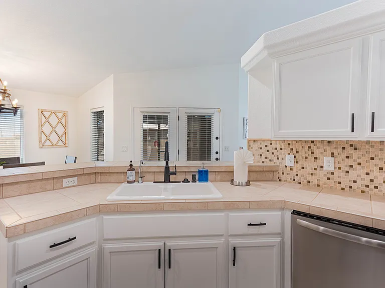 3785 Cattail Dr — Photo 34