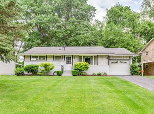 2485 Onahom Cir NE, Canton, OH