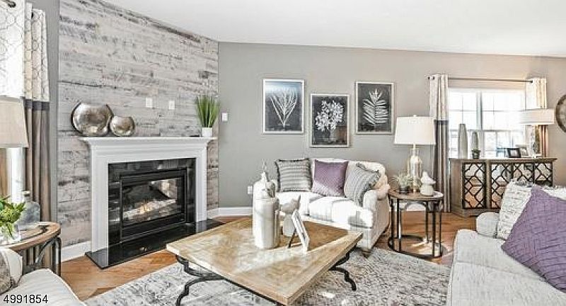 1st image of 54 Gerhard Pl