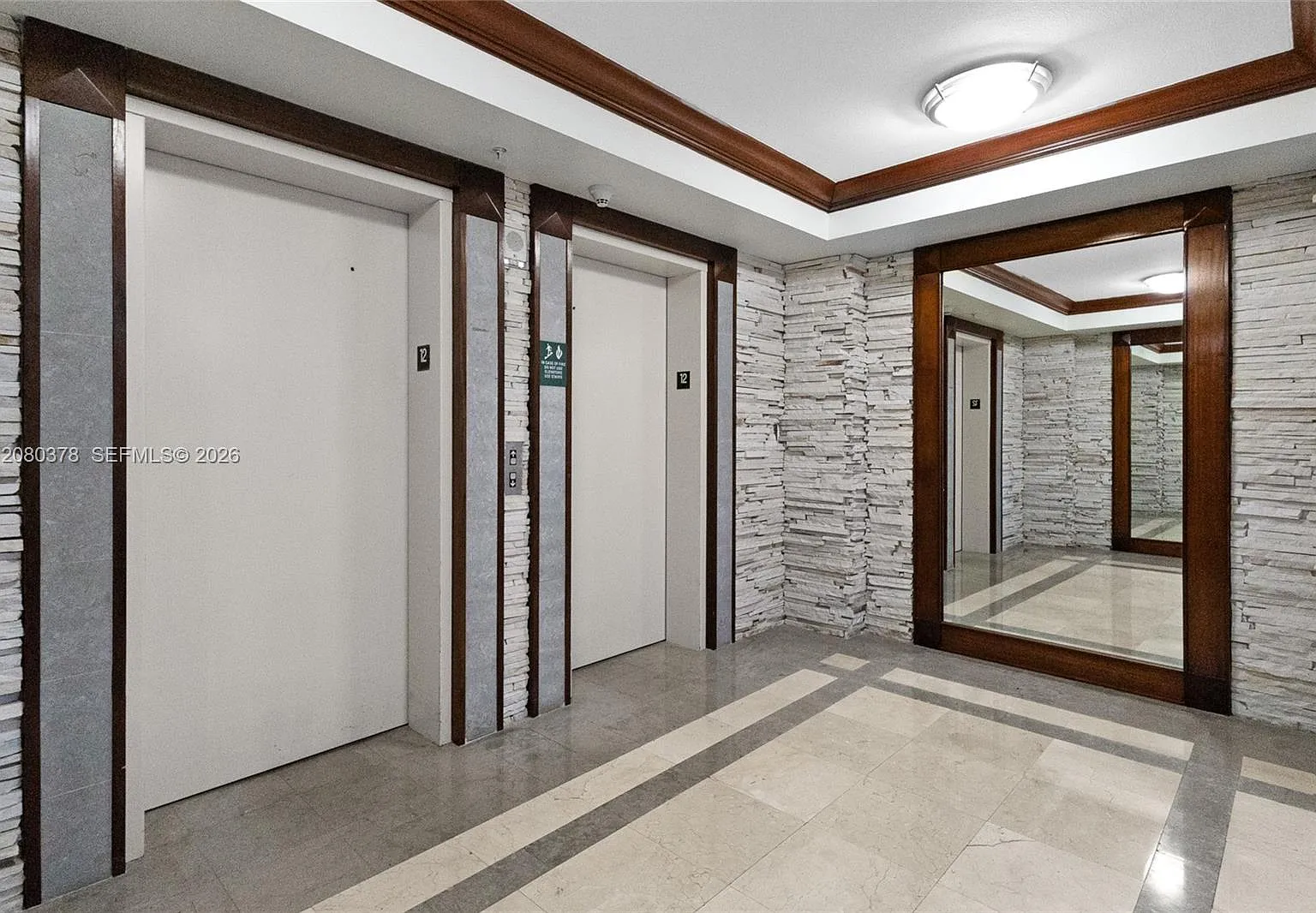 Bayview Condo At North Ba — Photo 3