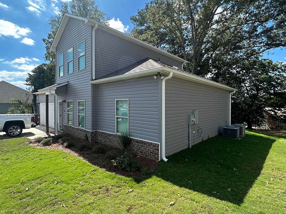 2nd image of 645 Andrew Dr