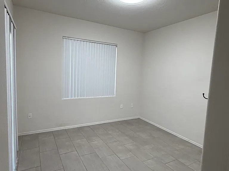 Second bedroom/office
