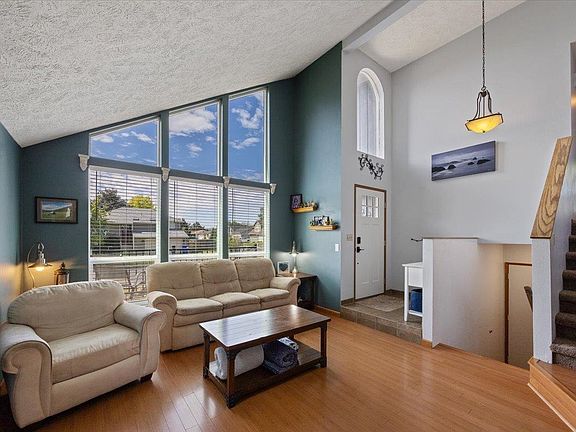 5th image of 14823 E Summerfield Ct
