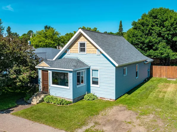 42155 Wilson Memorial Dr, Chassell, MI 49916