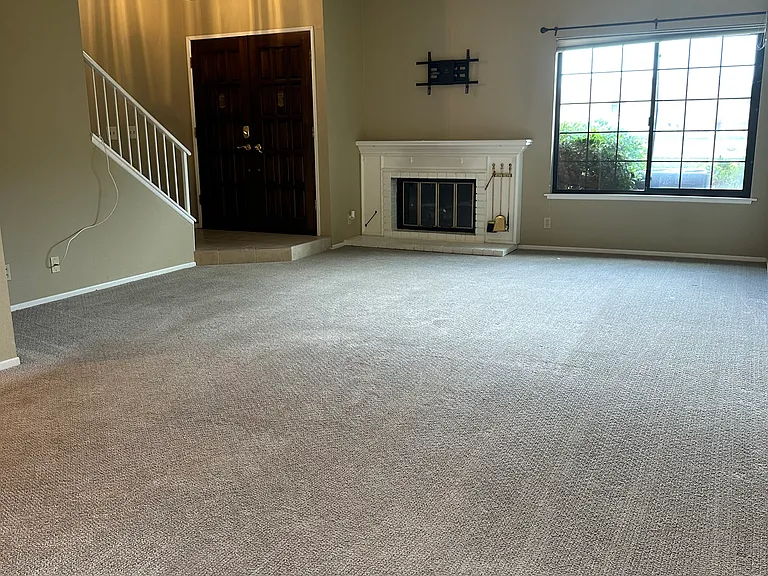 402 Country Club Dr #B — Photo 19